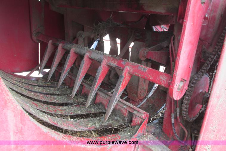 image for item I9572 1991 Case IH 8580 large square baler
