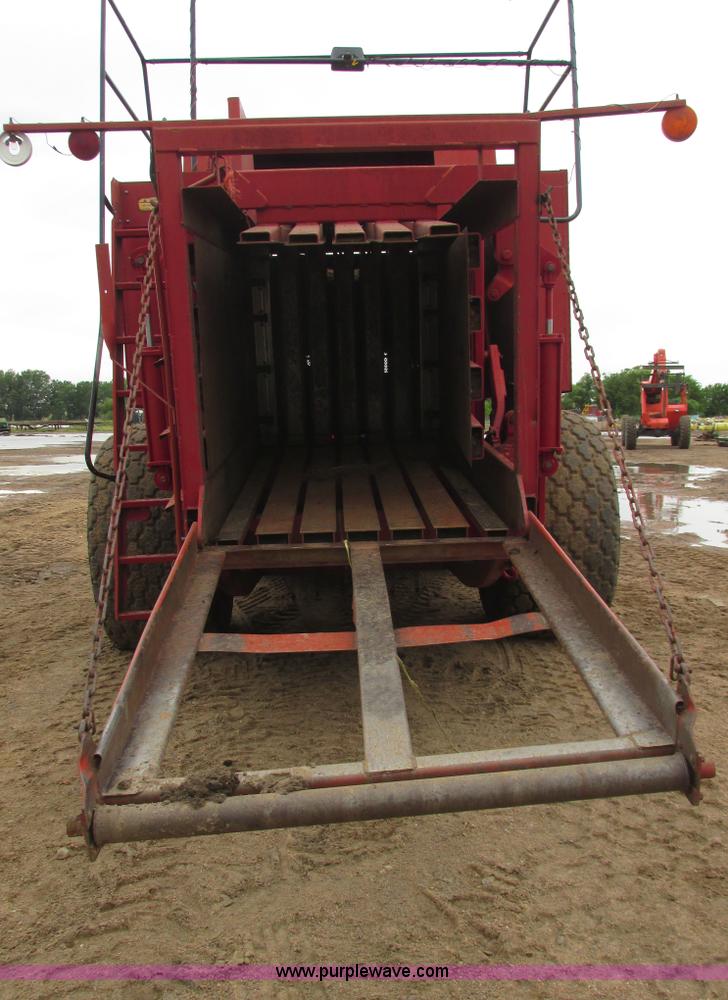 image for item I9572 1991 Case IH 8580 large square baler