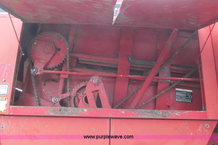 image for item I9572 1991 Case IH 8580 large square baler