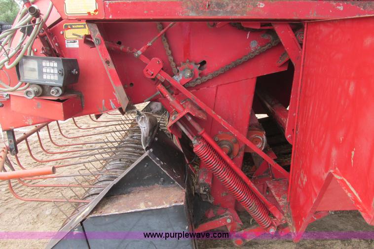 image for item I9572 1991 Case IH 8580 large square baler