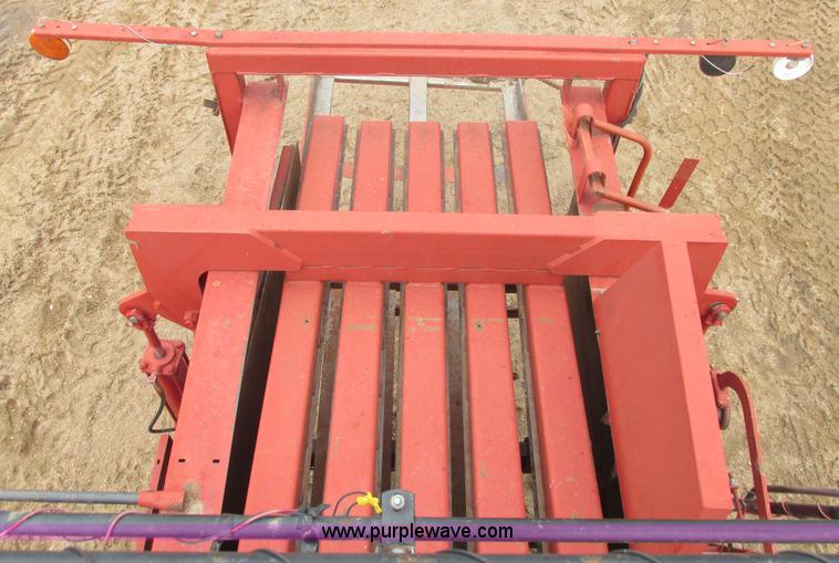 image for item I9572 1991 Case IH 8580 large square baler