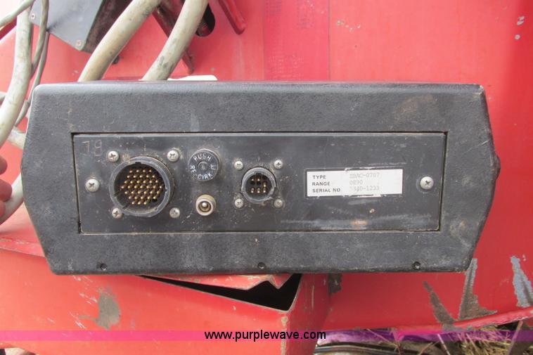 image for item I9572 1991 Case IH 8580 large square baler