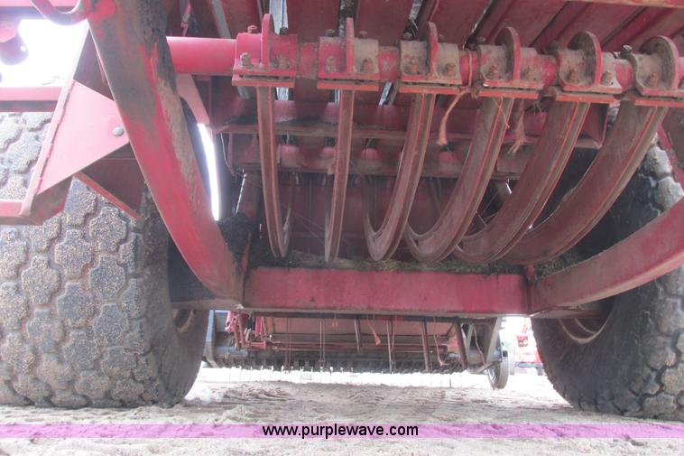 image for item I9572 1991 Case IH 8580 large square baler