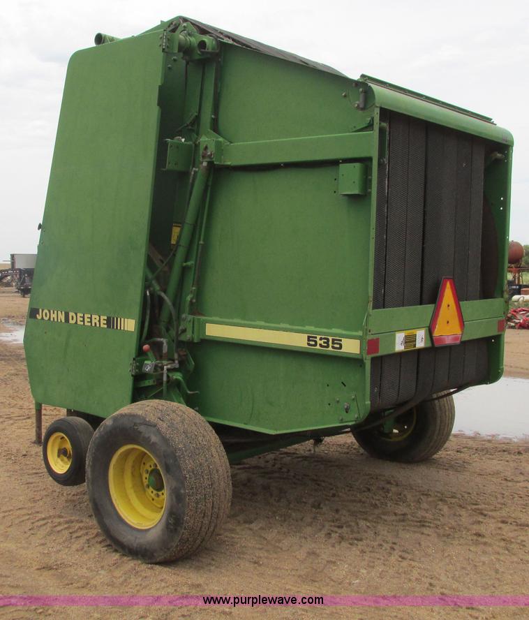 image for item I9573 1991 John Deere 535 round baler
