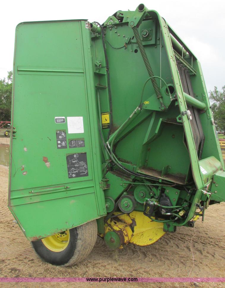 image for item I9573 1991 John Deere 535 round baler