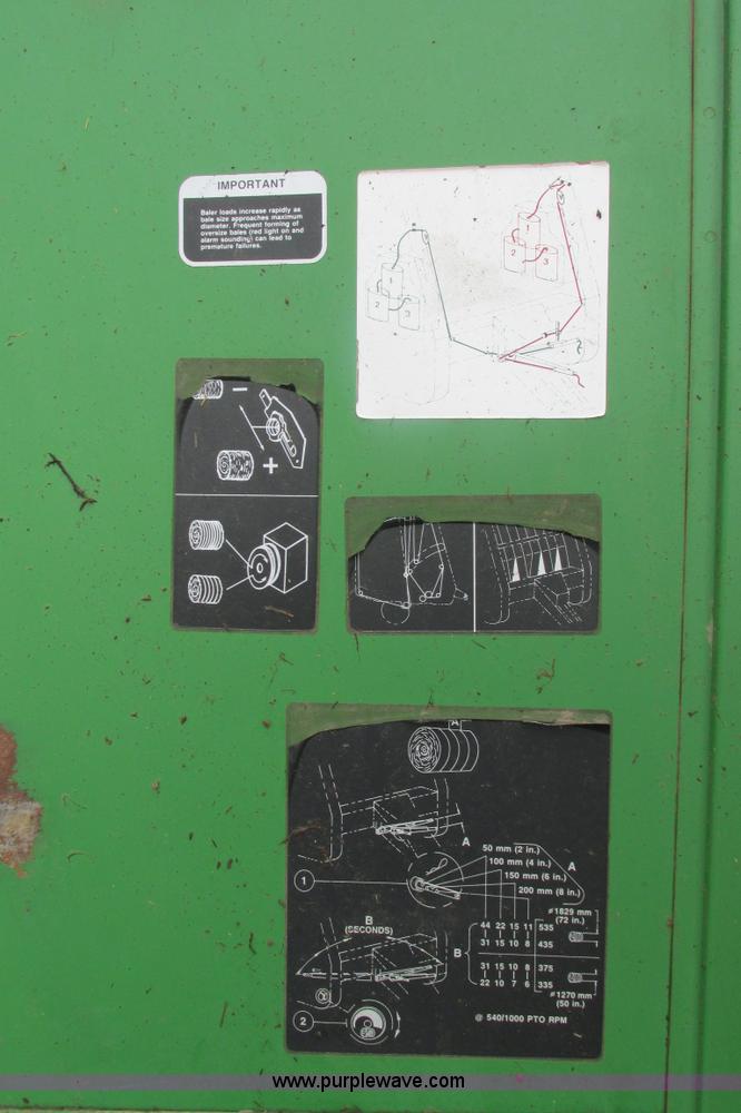 image for item I9573 1991 John Deere 535 round baler