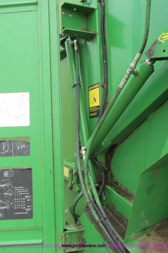 image for item I9573 1991 John Deere 535 round baler