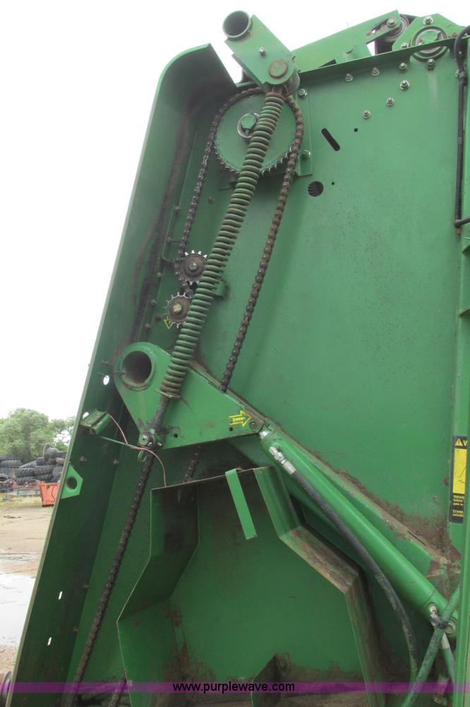 image for item I9573 1991 John Deere 535 round baler