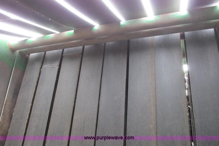 image for item I9573 1991 John Deere 535 round baler