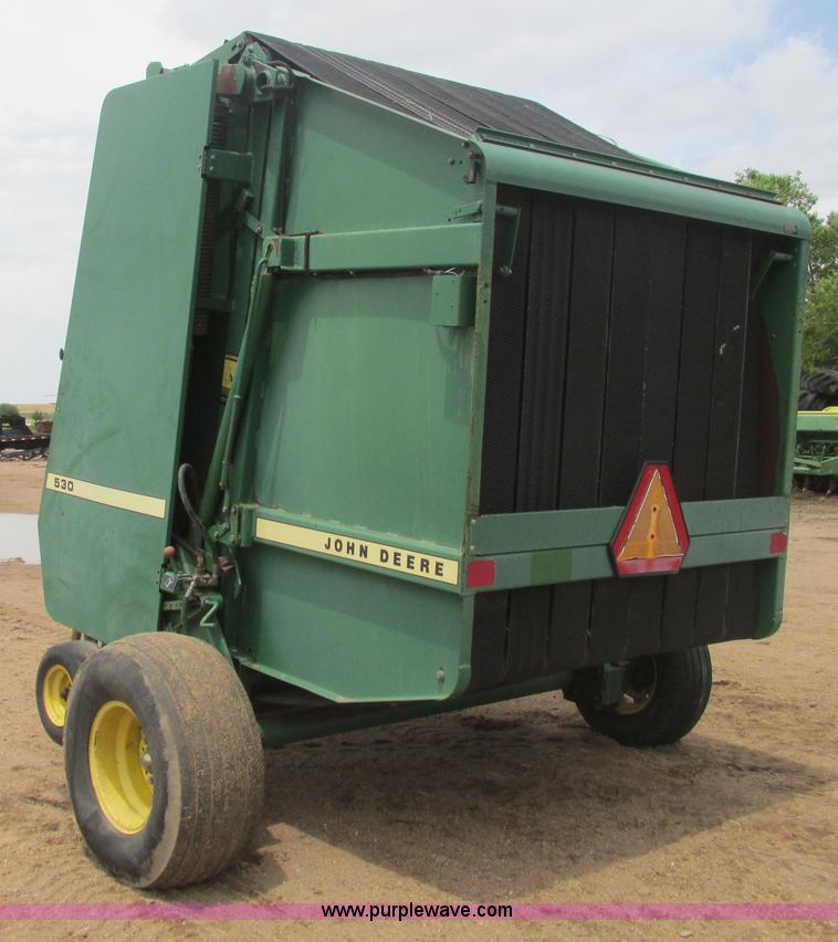 image for item I9574 1987 John Deere 530 round baler