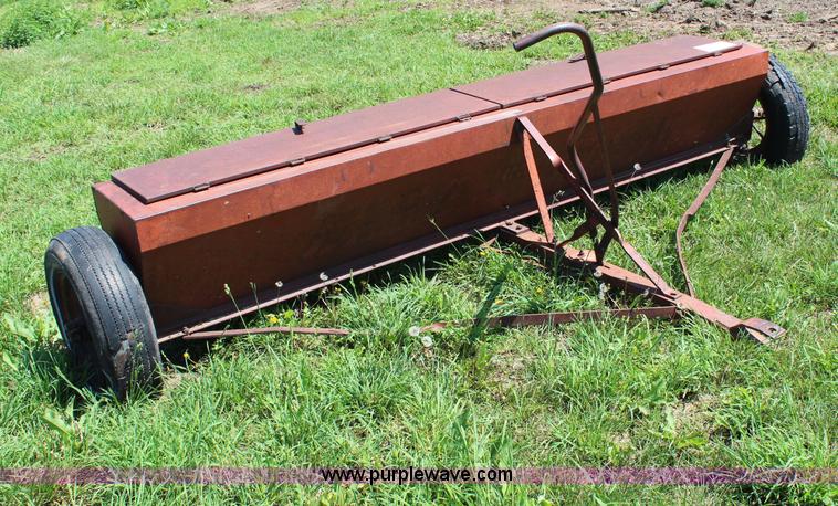 image for item J1084 Ezee Flow 100 seeder