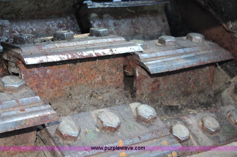 image for item J1095 1993 John Deere 6910 forage harvester