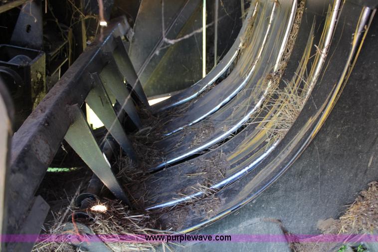 image for item J1112 1998 New Holland 590 large square baler