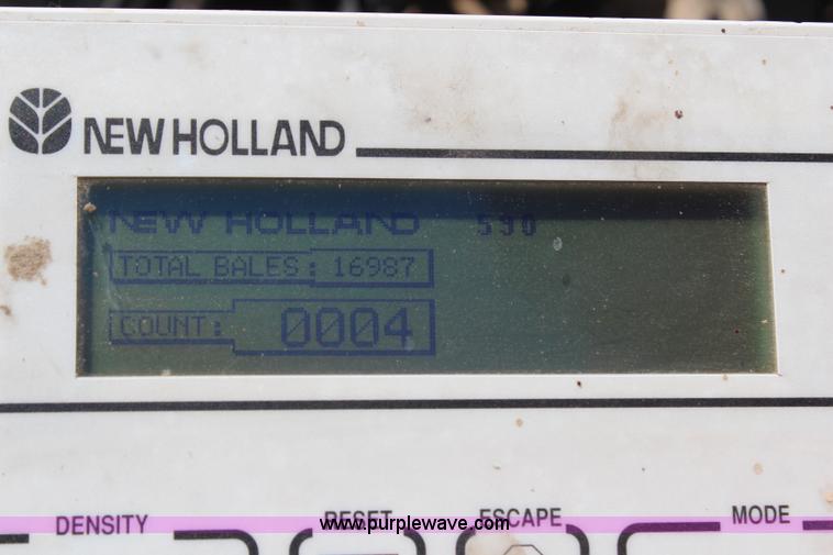 image for item J1112 1998 New Holland 590 large square baler