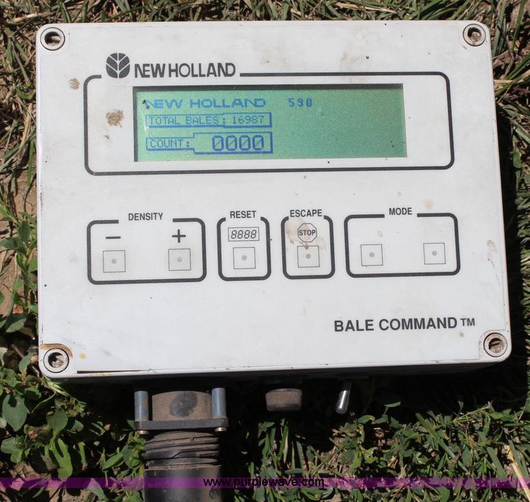 image for item J1112 1998 New Holland 590 large square baler