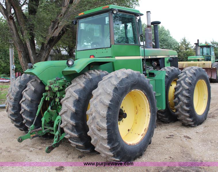 image for item J1150 1981 John Deere 8440 4WD tractor