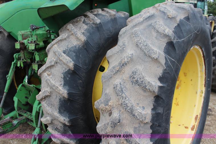 image for item J1150 1981 John Deere 8440 4WD tractor