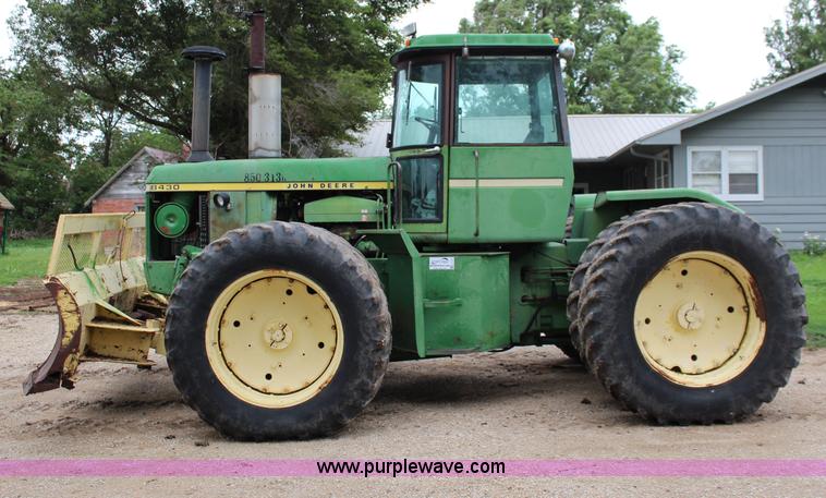 image for item J1151 1975 John Deere 8430 4WD tractor