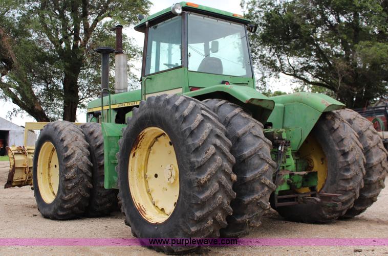 image for item J1151 1975 John Deere 8430 4WD tractor