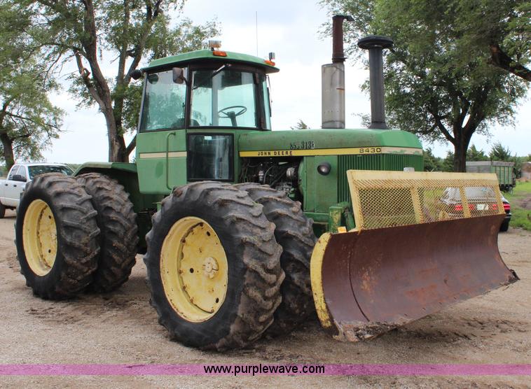 image for item J1151 1975 John Deere 8430 4WD tractor