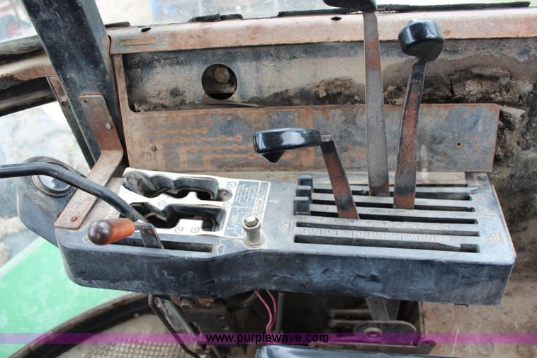 image for item J1151 1975 John Deere 8430 4WD tractor