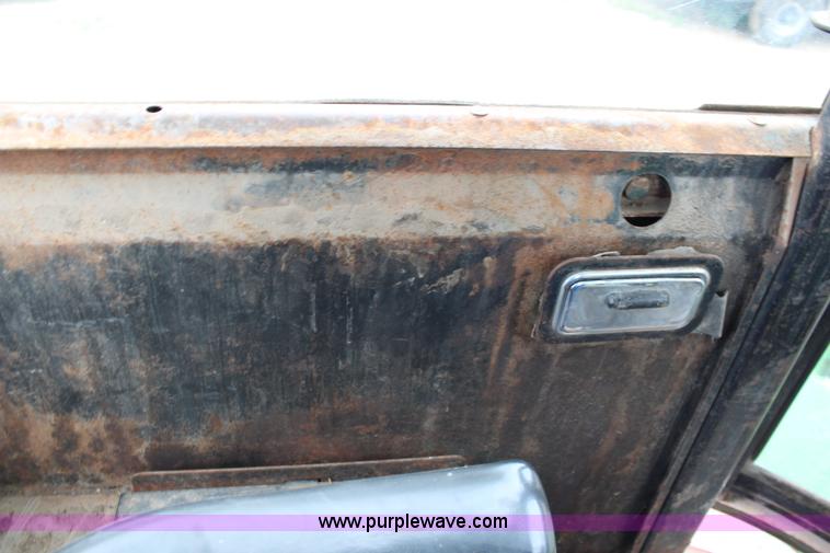 image for item J1151 1975 John Deere 8430 4WD tractor