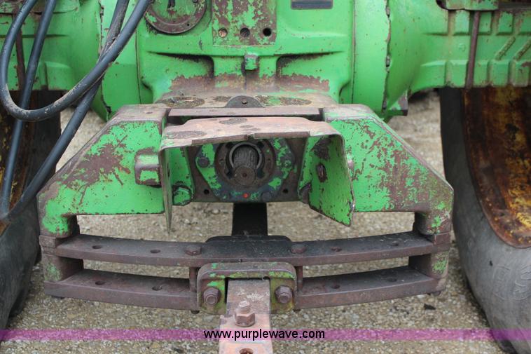 image for item J1151 1975 John Deere 8430 4WD tractor