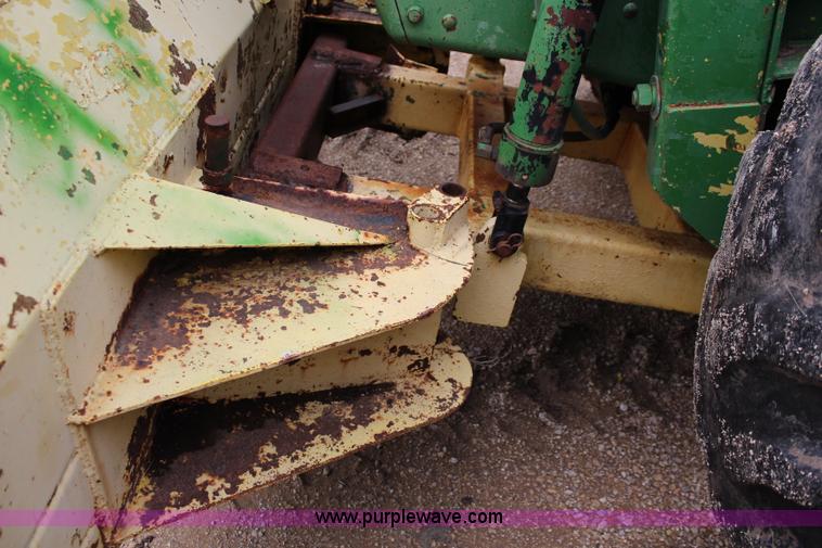 image for item J1151 1975 John Deere 8430 4WD tractor