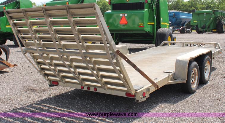 image for item J1238 2000 Aluma LTD trailer