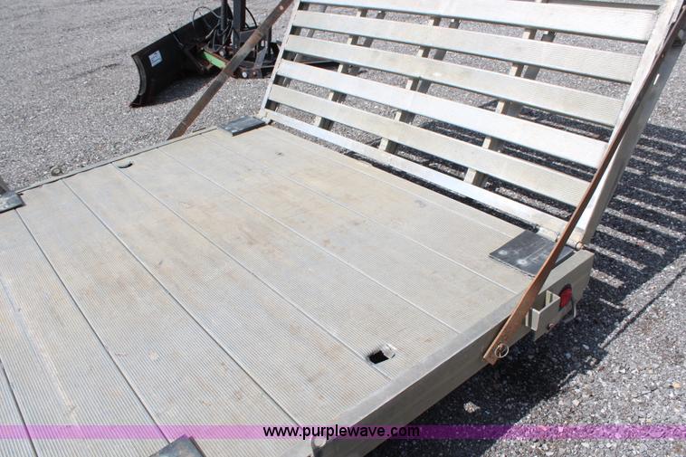 image for item J1238 2000 Aluma LTD trailer