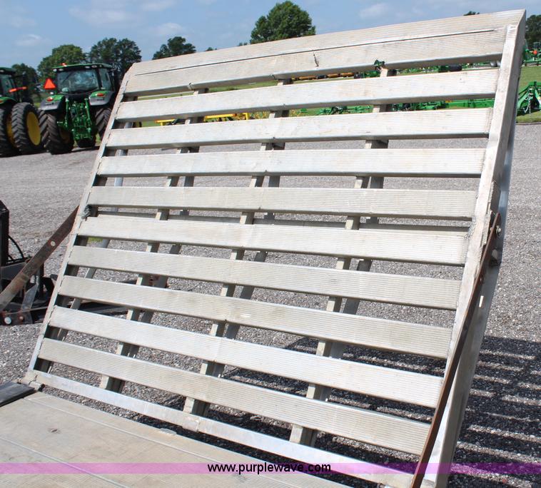 image for item J1238 2000 Aluma LTD trailer