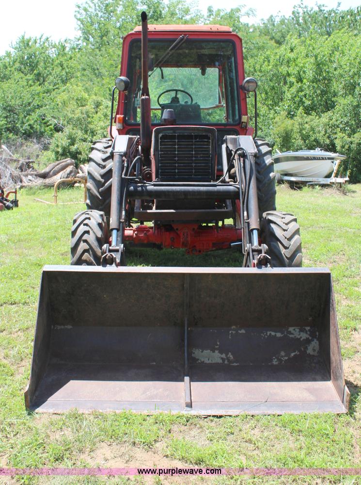 image for item J2195 Belarus 825 MFWD tractor