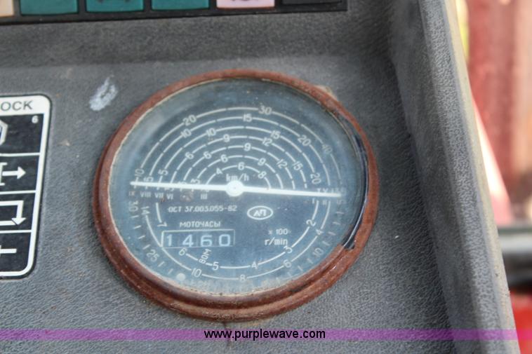 image for item J2195 Belarus 825 MFWD tractor