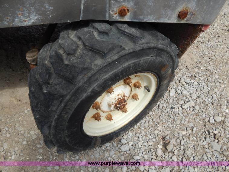 image for item Z9312 Mobility Dipper front loader