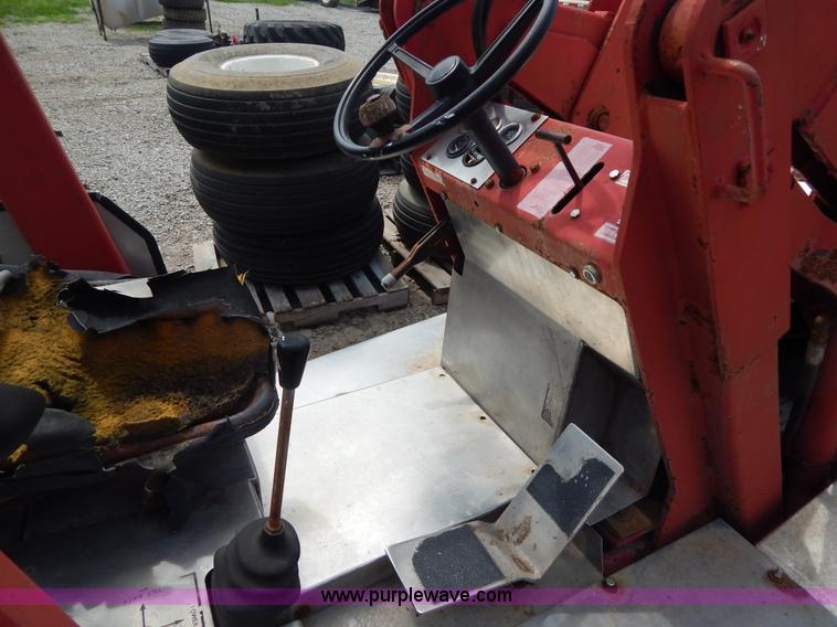 image for item Z9312 Mobility Dipper front loader