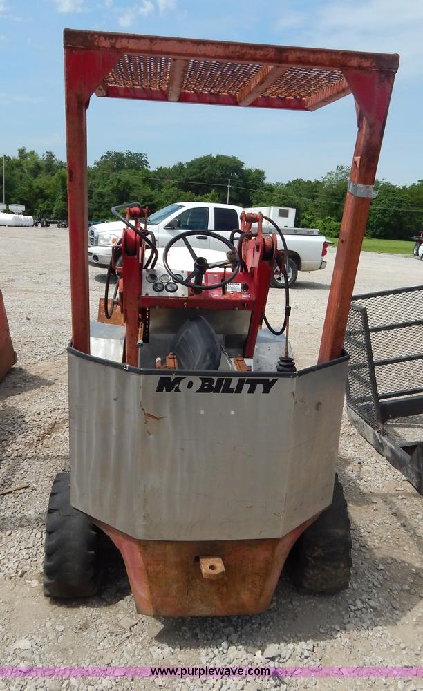 image for item Z9313 Mobility Dipper front loader