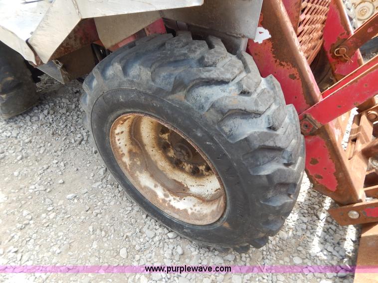 image for item Z9313 Mobility Dipper front loader