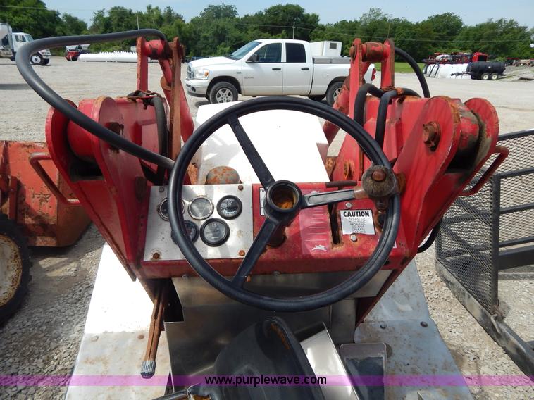 image for item Z9313 Mobility Dipper front loader