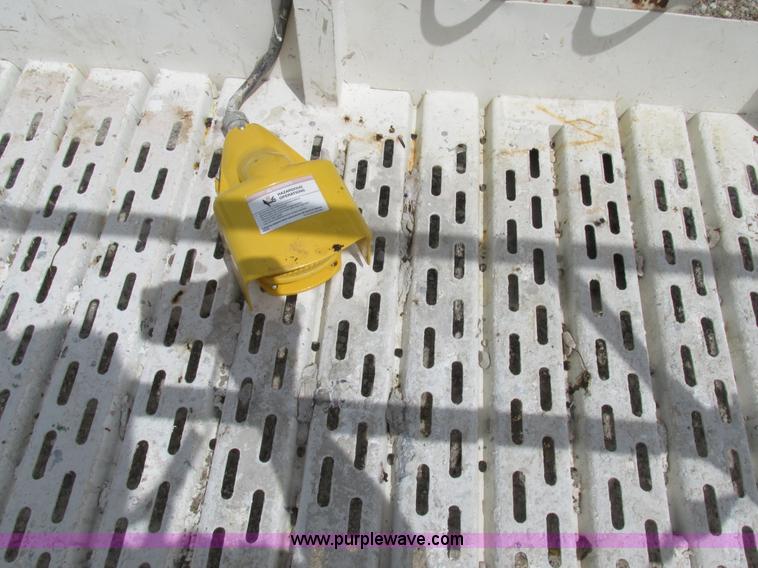 image for item AN9017 2001 Snorkel TBA60RF0 boom lift