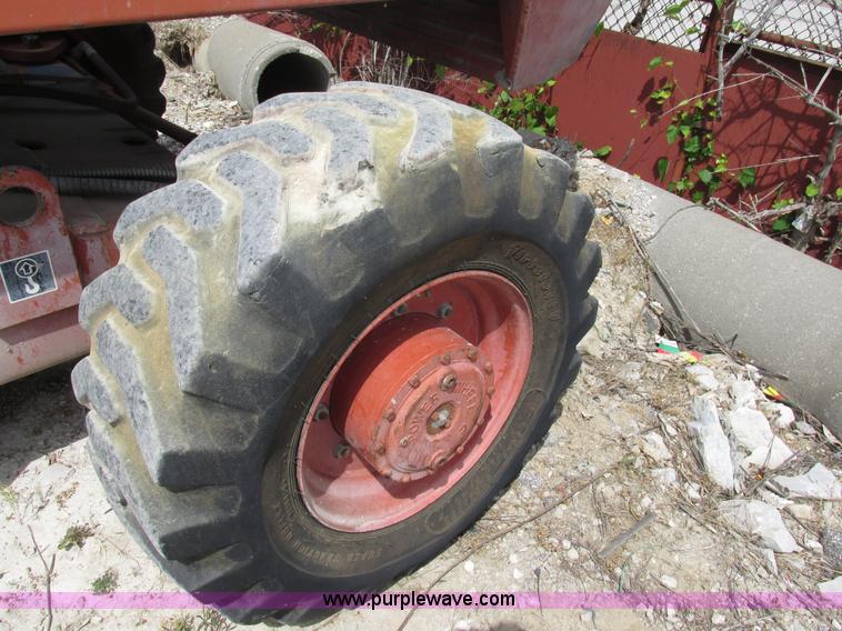 image for item AN9017 2001 Snorkel TBA60RF0 boom lift