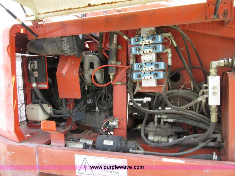 image for item AN9017 2001 Snorkel TBA60RF0 boom lift