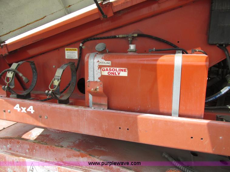 image for item AN9017 2001 Snorkel TBA60RF0 boom lift