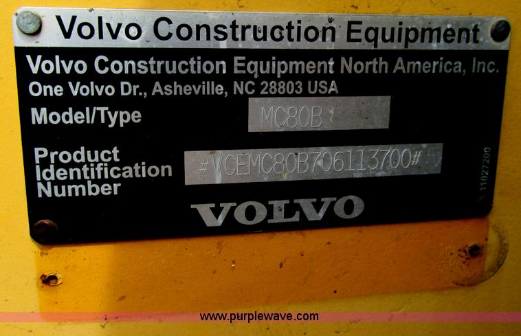 image for item AN9123 2006 Volvo MC80B skid steer