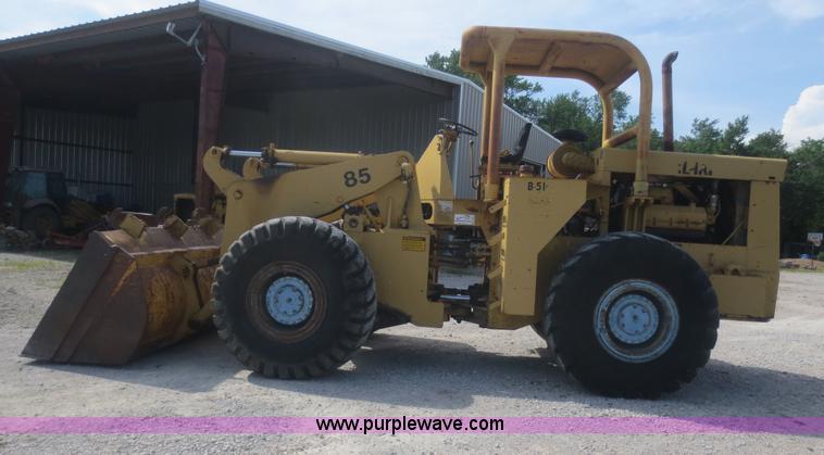 image for item D2091 1972 Clark Michigan 85 wheel loader