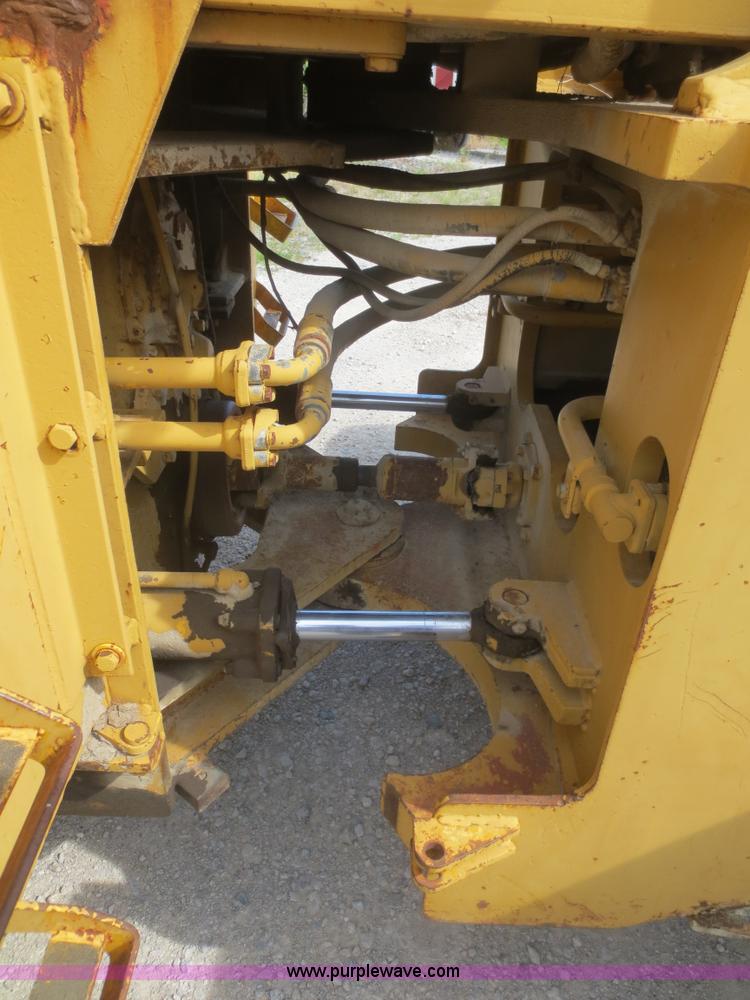image for item D2091 1972 Clark Michigan 85 wheel loader