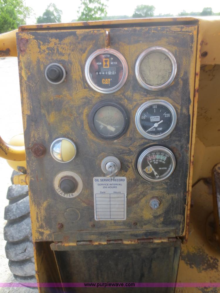 image for item D2091 1972 Clark Michigan 85 wheel loader
