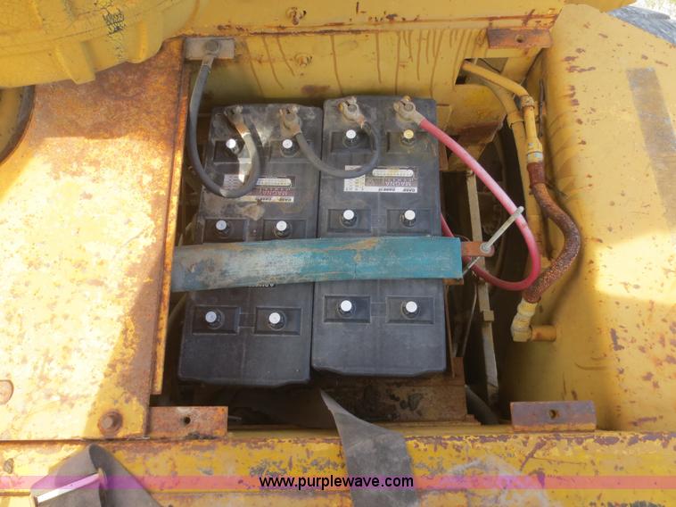 image for item D2091 1972 Clark Michigan 85 wheel loader