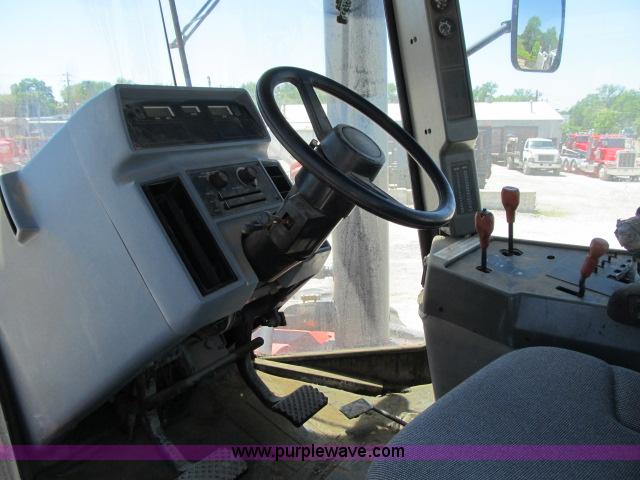 image for item D3994 1999 Case IH 9370 4WD tractor