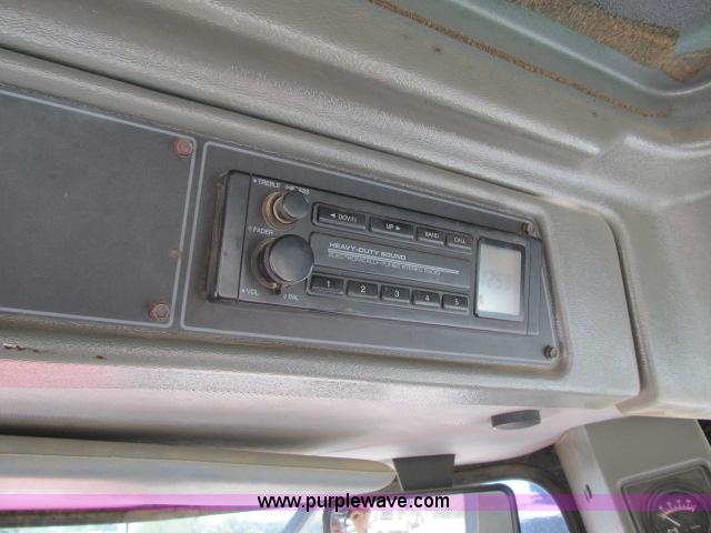 image for item D3994 1999 Case IH 9370 4WD tractor