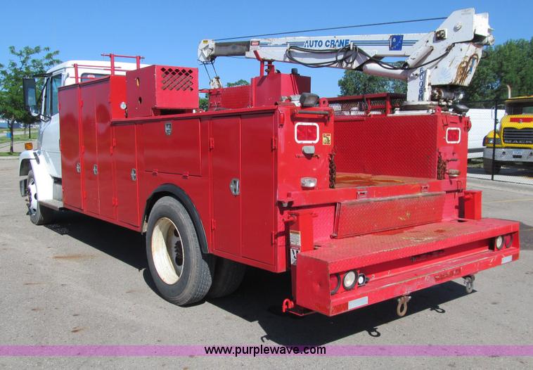 image for item E4907 2000 Freightliner Business Class FL60 service truck